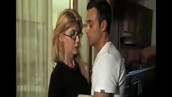 Italian Mature Lady In Full Movie