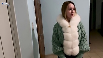 Verified Couple'S Christmas Surprise: Milf Mom And Son'S Best Friend