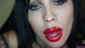 Beautiful Latina With Natural Big Boobs Fucked Without A Condom In This Video.